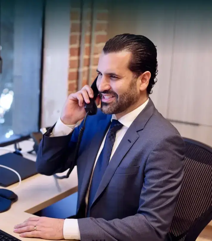 Contacta con nosotros